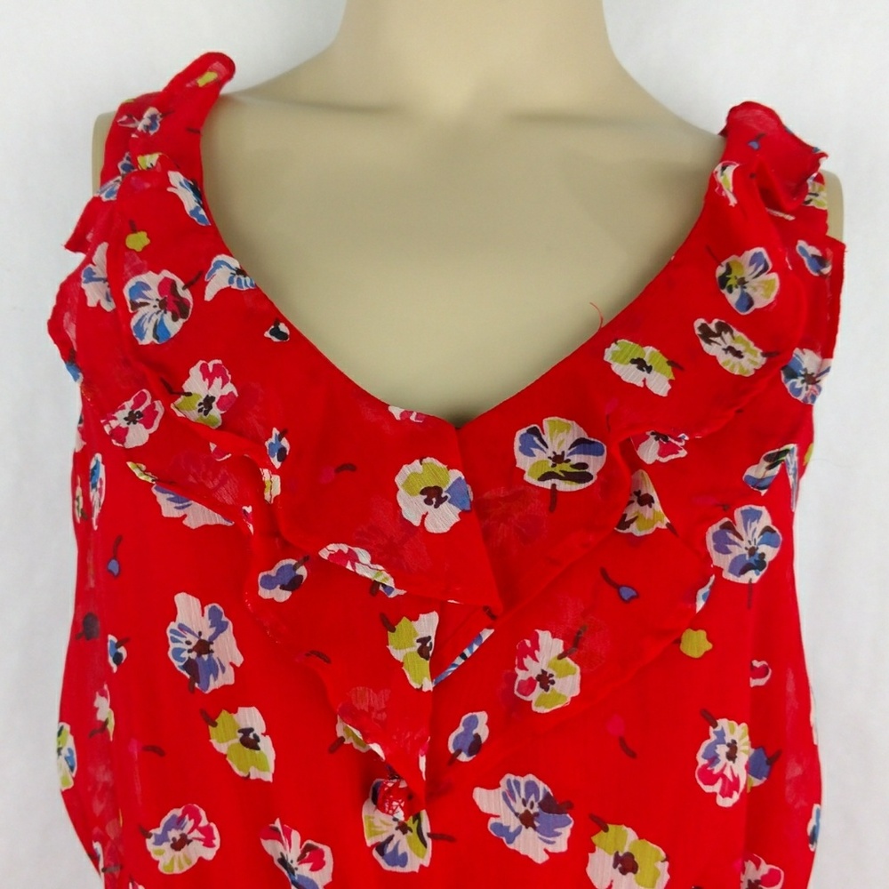 XHILIRATION tiered ruffled floral dress. Medium - Picture 2 of 5